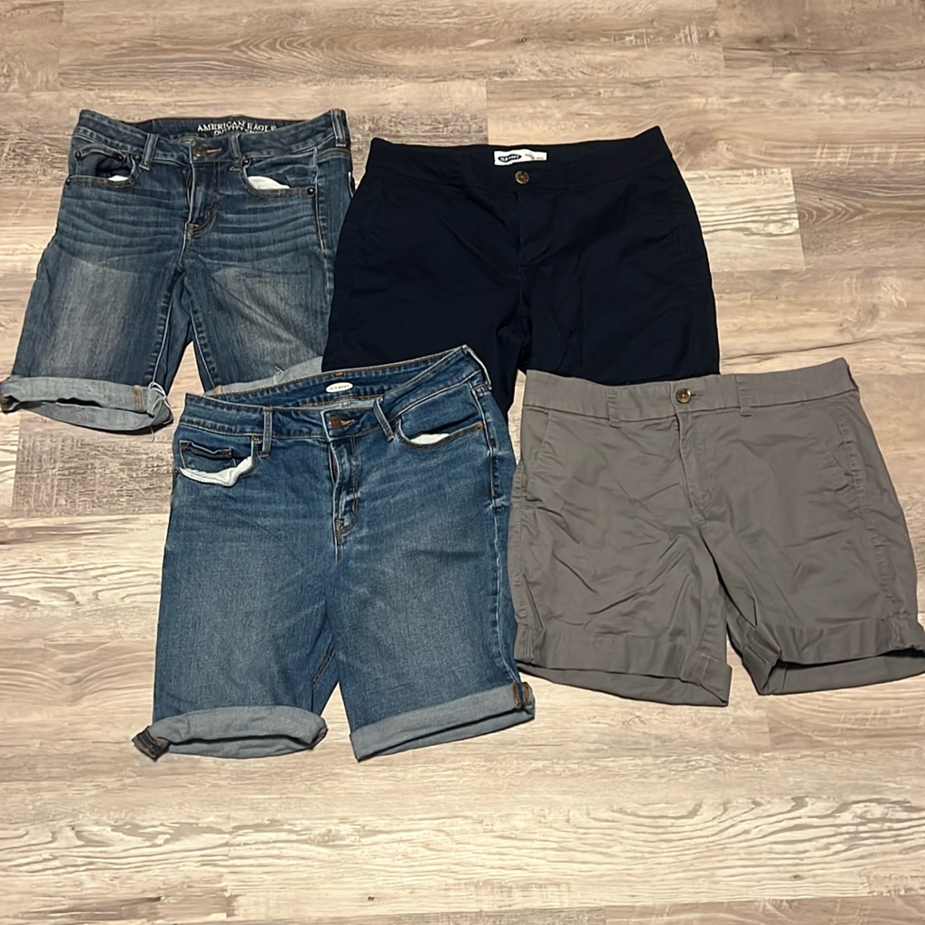 Women’s Capri Pants Bundle